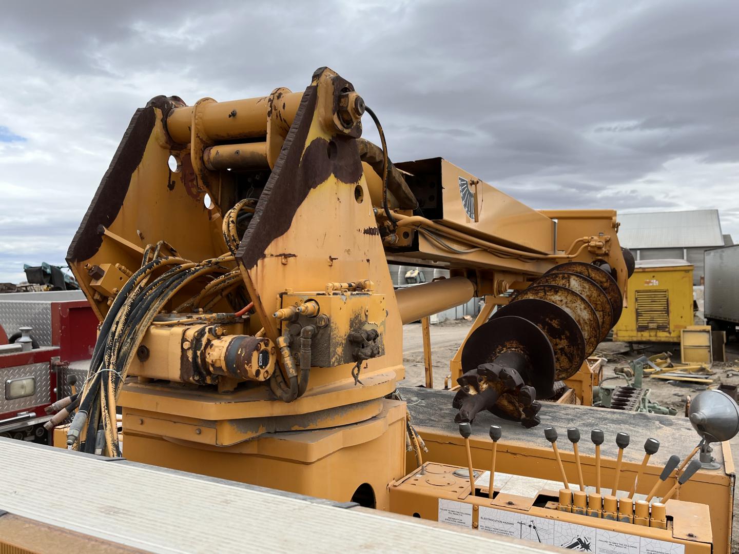 ./imagenes/INVOICE/2019/6832/CAMION PERFORADOR  (18).JPG